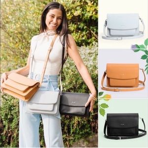 Pixie Mood Vegan Leather Crossbody - Honey 🐝🍯